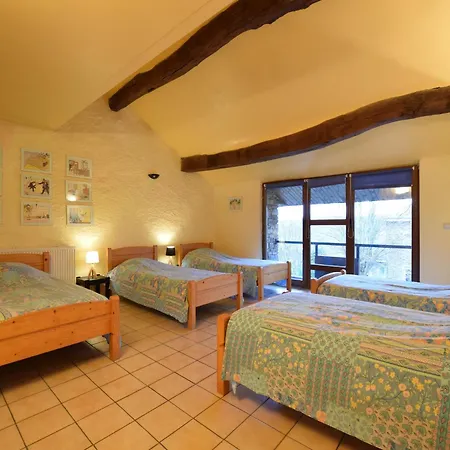 Дом отдыха Former In A Quiet Village Manhay