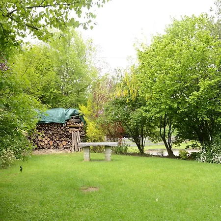 Дом отдыха Former In A Quiet Village Manhay