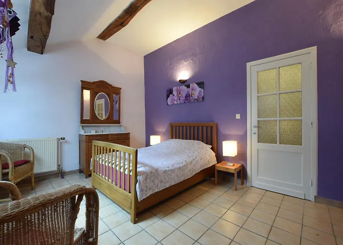 Casa de Férias Former In A Quiet Village Manhay